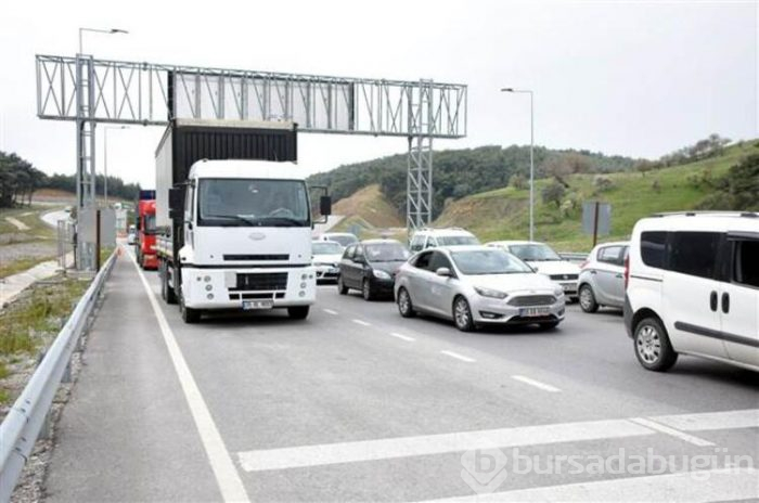İzmir'de kilometrelerce kuyruk!