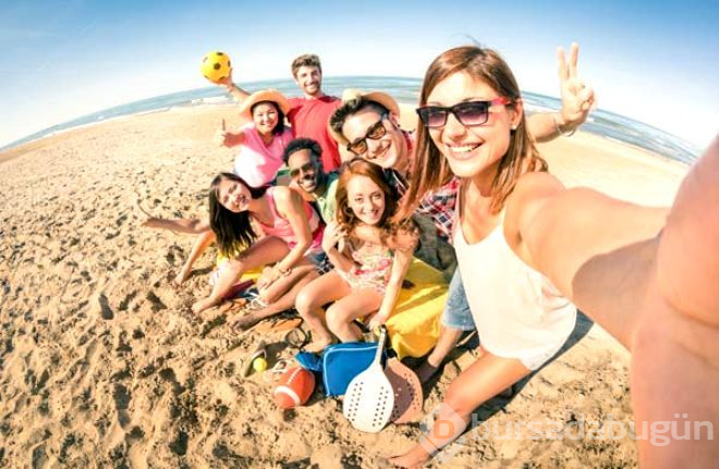 Türkiye'de kadınların en çok selfie çektiği şehir belirlendi! Sonuç şaşırttı