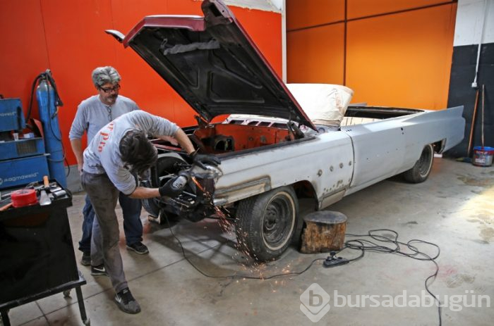 Hurdaya çıkmış klasik araçlara 'sihirli' dokunuş