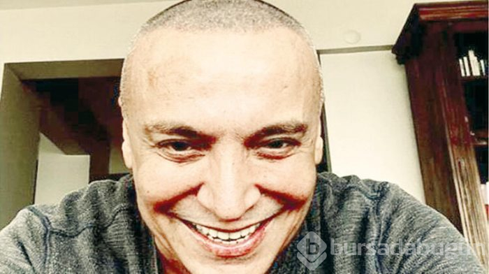 Cenk Eren'den sağlık personeline jest geldi