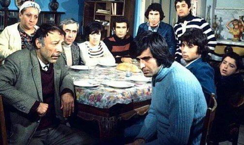 Bir Yeşilçam efsanesi olan, Bizim Aile filmiyle ilgili daha önce duymadığınız detaylar
