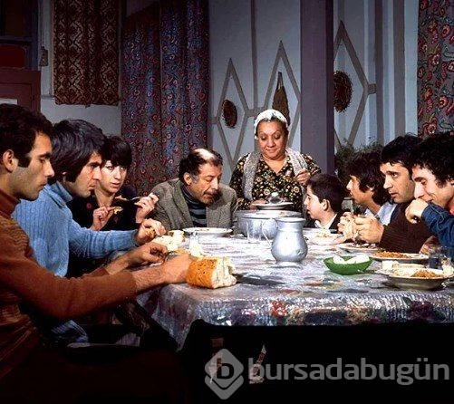 Bir Yeşilçam efsanesi olan, Bizim Aile filmiyle ilgili daha önce duymadığınız detaylar