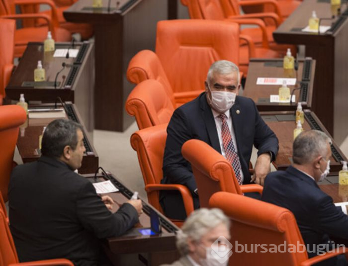 TBMM'de maskeli milletvekilleri