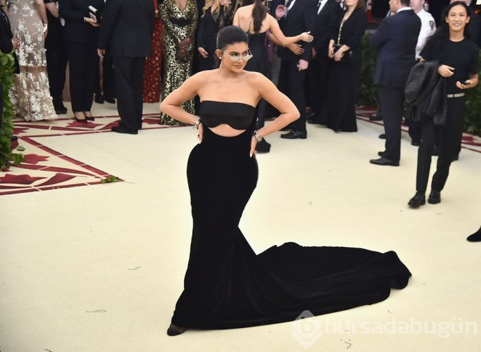 İşte dünyanın en genç milyarderi  Kylie Jenner hakkında bilinmeyenler