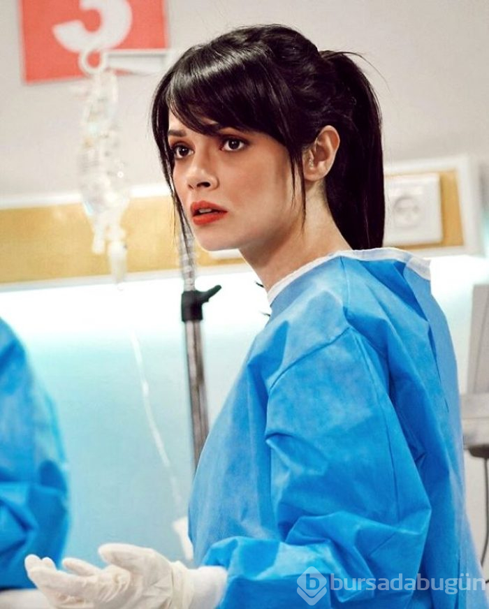 Mucize Doktor'un Nazlı'sı hayatının aşkıyla tiyatroda tanışmış