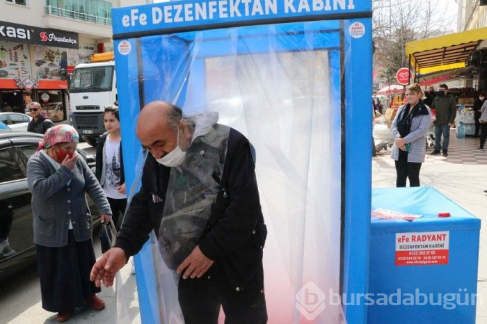 Vatandaş dezenfekte için sıra bekliyor