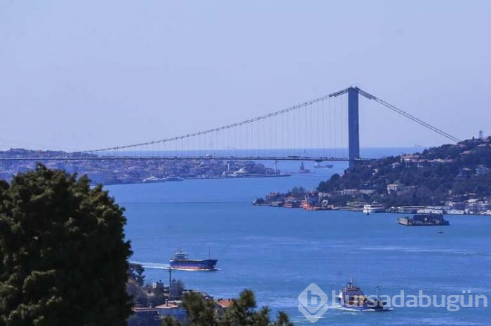 İstanbul Boğazı'nın rengi neden değişti?