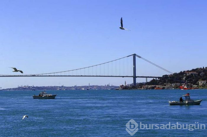 İstanbul Boğazı'nın rengi neden değişti?