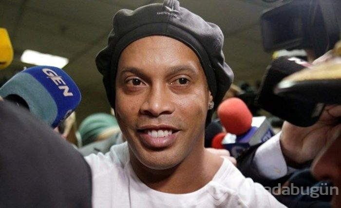 Ronaldinho'ya kral dairesinde hapis keyfi