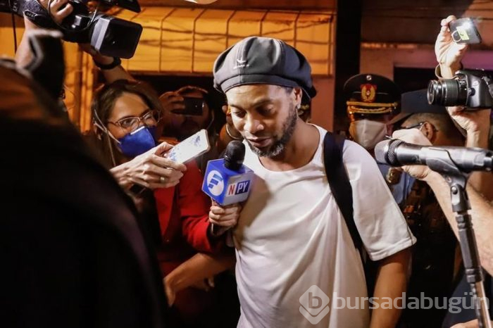 Ronaldinho'ya kral dairesinde hapis keyfi