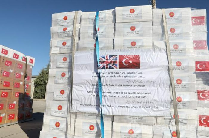 Türkiye, İngiltere'ye yardım gönderdi