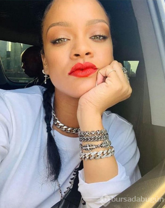 Rihanna harekete geçti! 