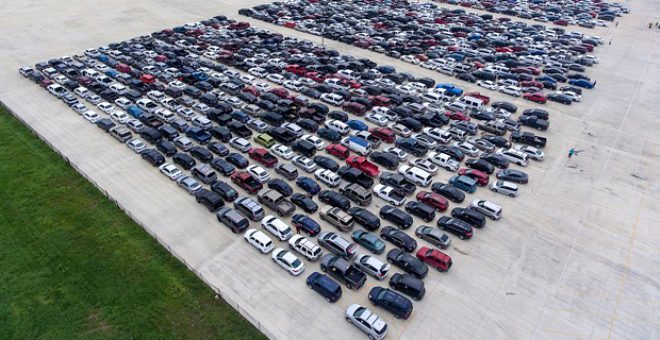 ABD'de gıda yardımı alabilmek için toplanan vatandaşlar, 6 bin araçlık kuyruk oluşturdu