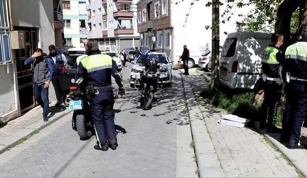 Eşini arabada bırakıp kaçtı ama ceza yemekten kurtulamadı