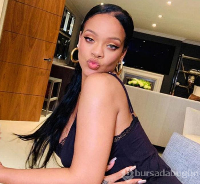 Rihanna sert çıktı! 