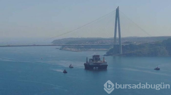 36 bin 863 groston ağırlığındaki "Scarabeo 9" İstanbul Boğazı'ndan geçiyor