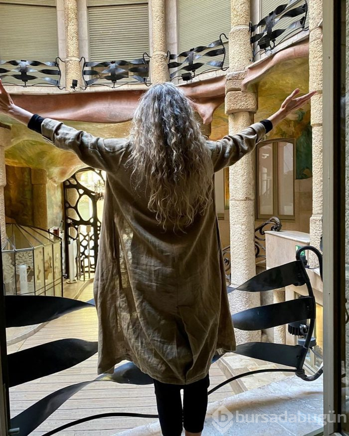 Turistlerin gözdesi La Pedrera binasında tek başına kaldı
