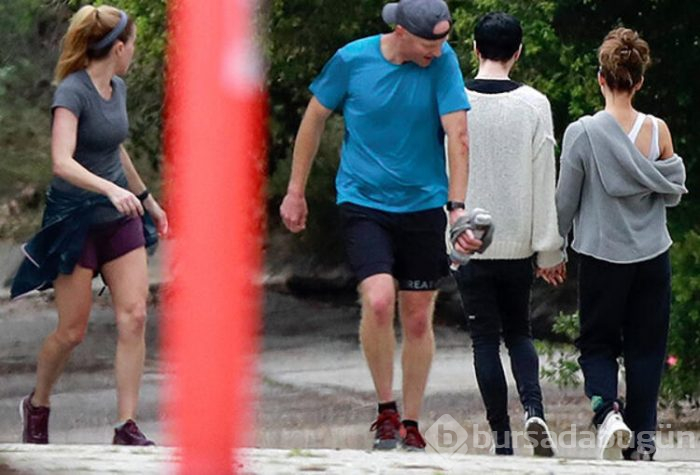 Kate Beckinsale ve küçük sevgilisi el ele
