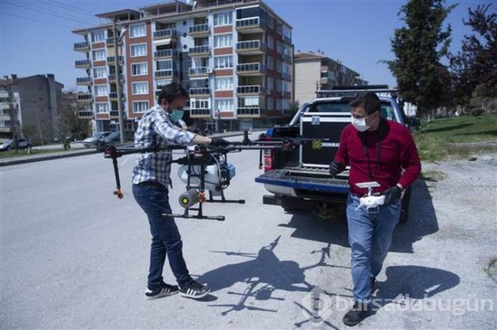 Drone ile havadan da dezenfekte ediliyor