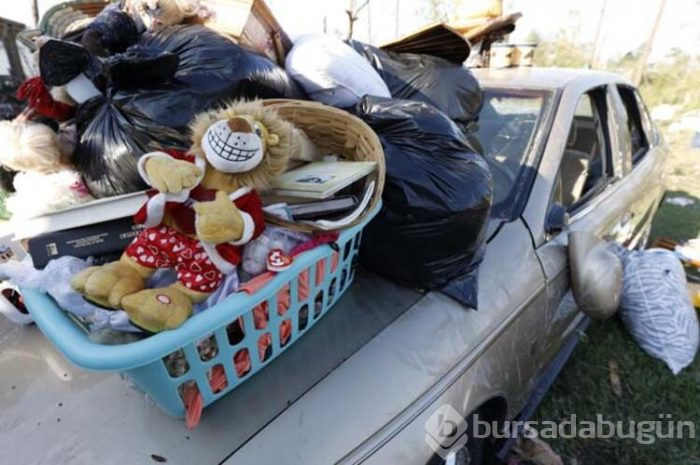 Kasırgalarda hayatını kaybedenlerin sayısı 30'u geçti