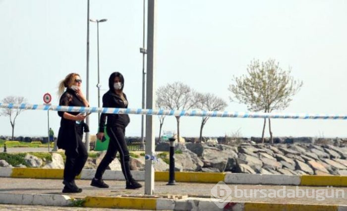 Avcılar'ın sahili de caddesi de dolu