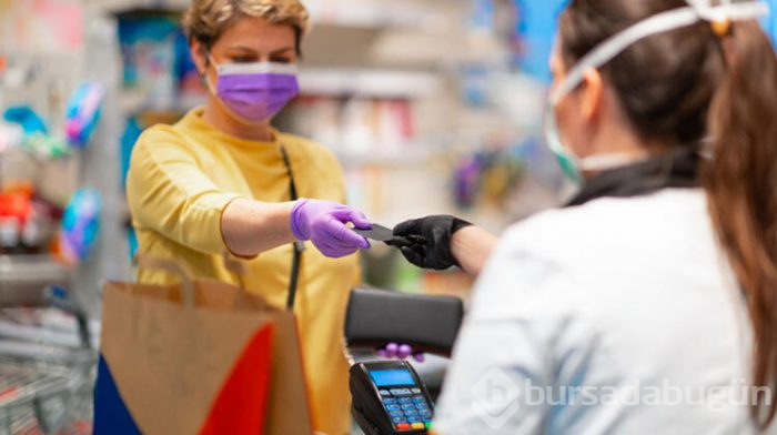 Sosyal mesafe kuralı 2020 yılına kadar hayatımızda olabilir