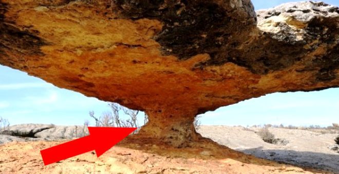 Asırlık kaya parçasını görenler hayrete düşüyor