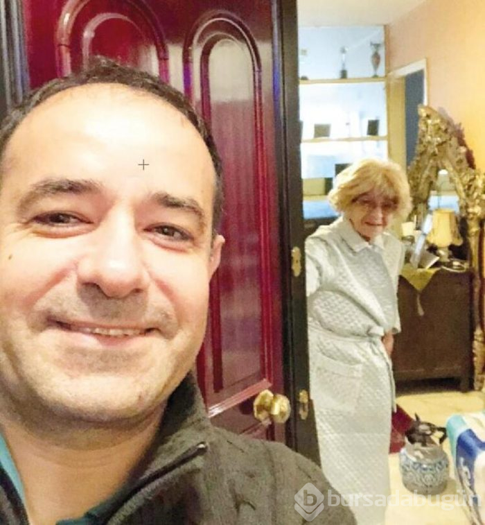 Sokağa çıkması yasak olan 65 yaş üstü sanatçılardan koronavirüs mesajları