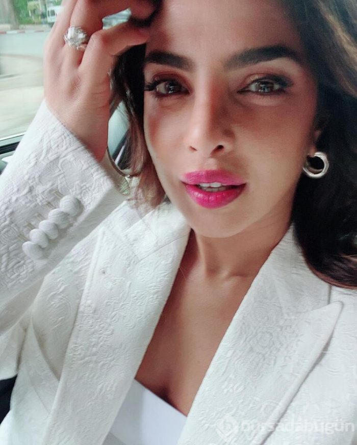 Priyanka Chopra anne olmak istiyor