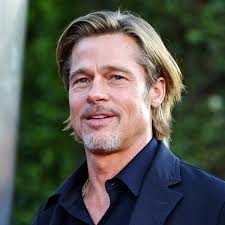 Bakın Brad Pitt'e öpüşmeyi kim öğretmiş