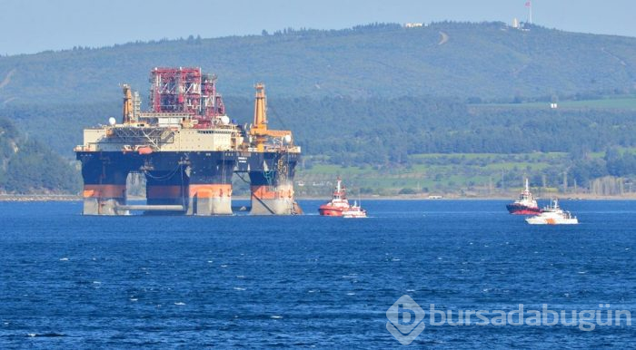 Çanakkale Boğazı'ndan bir dev geçiyor!