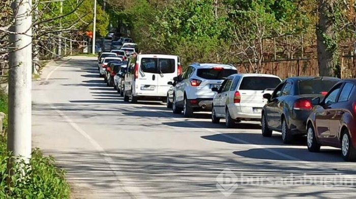 Uludağ'da uzun kuyruklar oluştu 