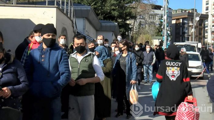 Bursalılar yasak öncesi pazara akın etti