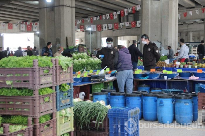 Sokağa çıkma yasağı yüzünden pazar fiyatları katlandı!