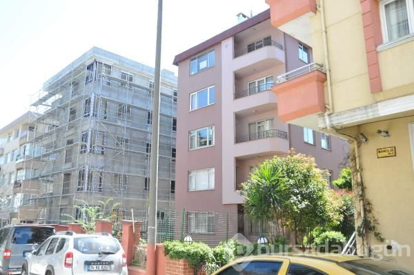 Siparişe gelen kurye yaşlı kadını boğarak öldürdü!
