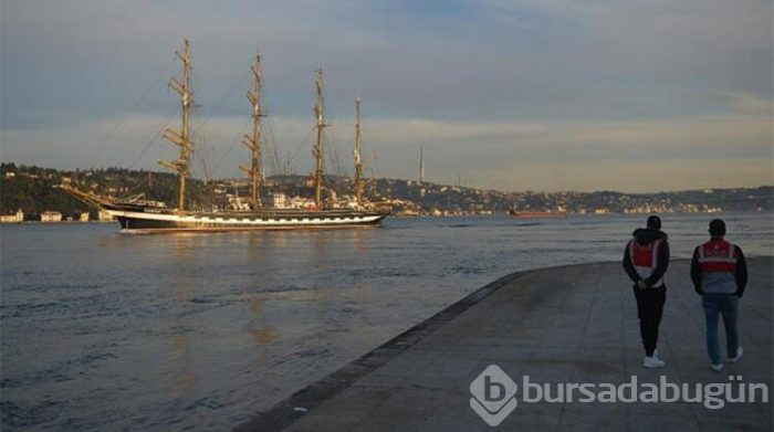 İstanbul Boğazı'ndan böyle geçti
