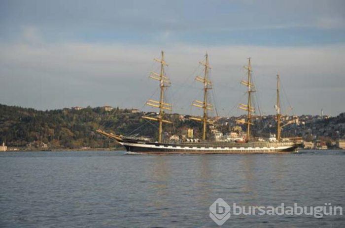 İstanbul Boğazı'ndan böyle geçti