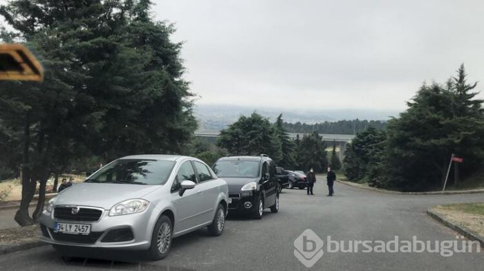 Ebru Şallı oğlunun mezarını ziyaret etti