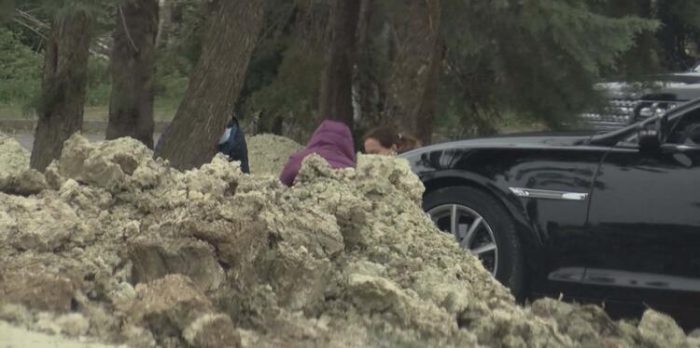 Ebru Şallı oğlunun mezarını ziyaret etti