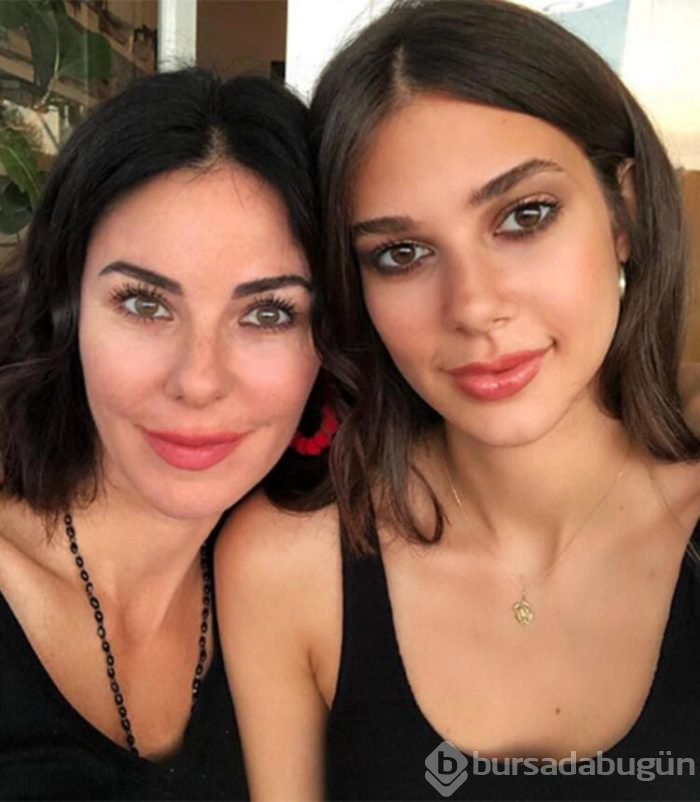 Defne Samyeli ve kızından olay karantina pozu