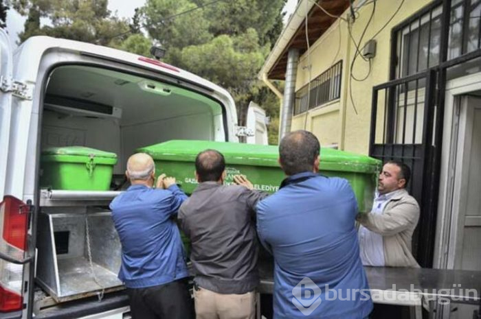 Babasının döverek öldürdüğü minik kız bugün toprağa verildi