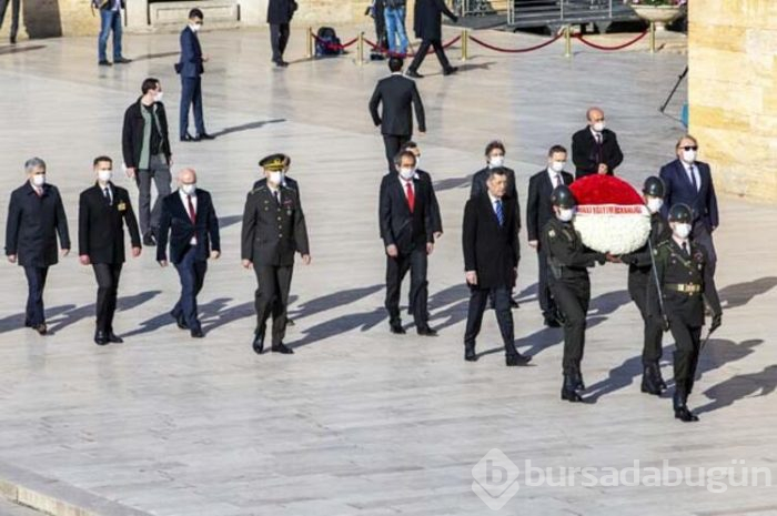 Milli Eğitim Bakanı Ziya Selçuk'tan Anıtkabir ziyareti