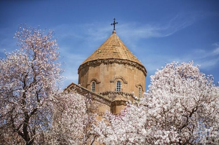 Akdamar Adası'nda huzur veren görüntü