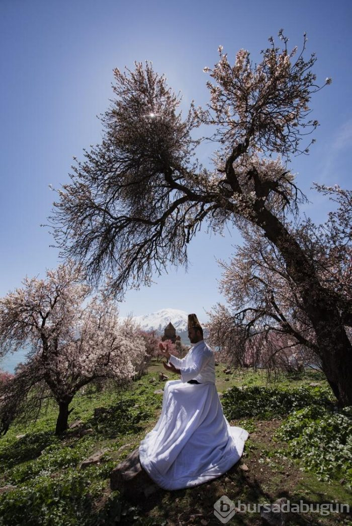 Akdamar Adası'nda huzur veren görüntü