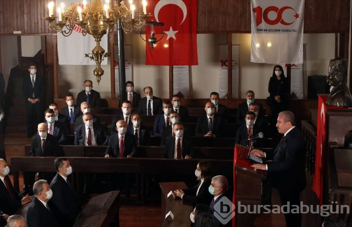 Meclisteki bu tören tarihe geçecek