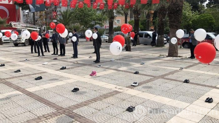 100 çift ayakkabı ile 23 Nisan kutlaması