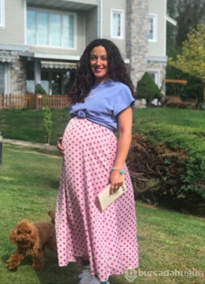 İşte' Cansu Tosun'un bebeği 
