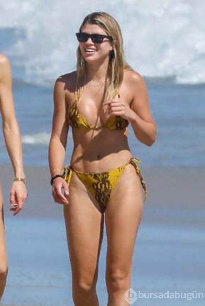 Karantina  Sofia Richie'yi durduramadı! Sahilde denizin ve güneşin tadını çıkardı...