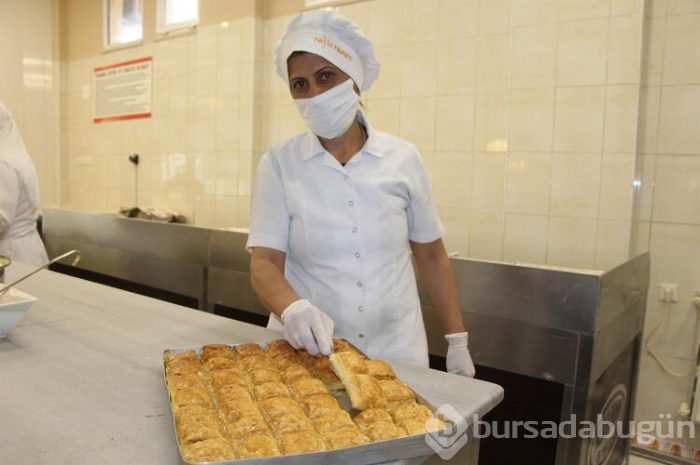 Börek görünümlü tatlı... İşte Karadeniz'in yöresel lezzeti 