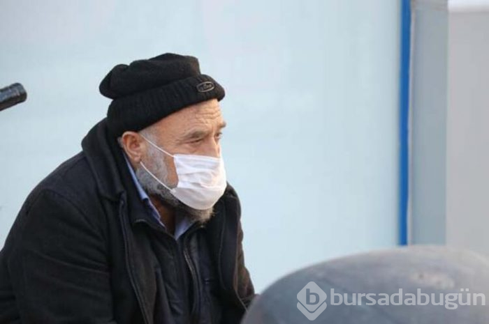 Oğlunun cesedini yakmaya çalışırken yakalandı